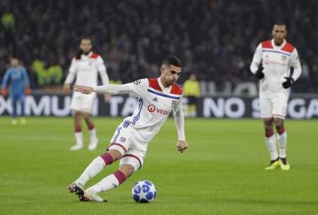 配色球衣的 配色球衣的