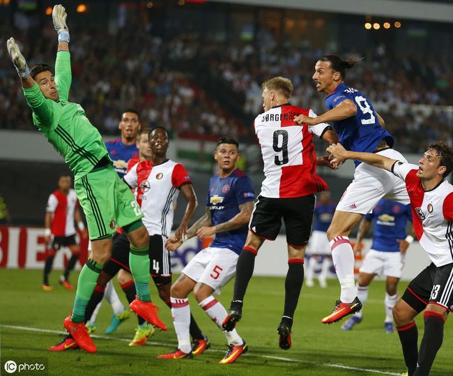 备受瞩目的 备受瞩目的